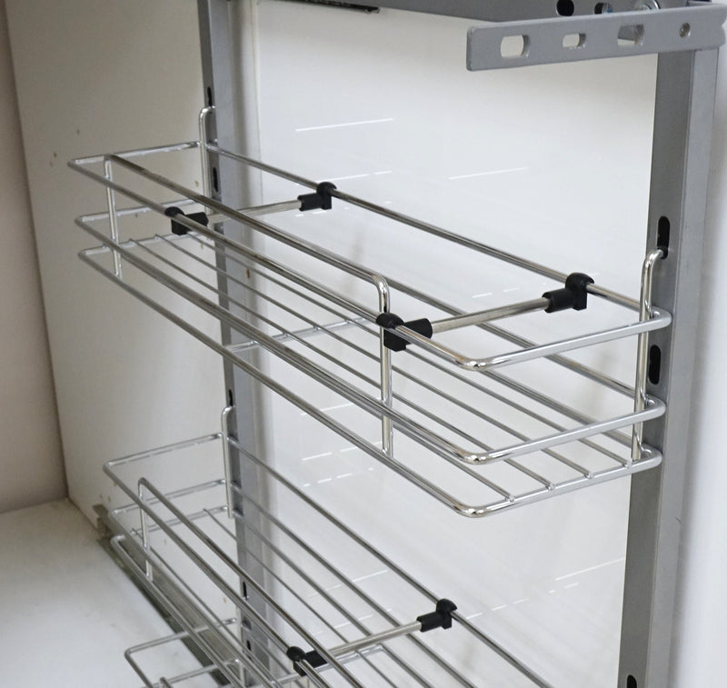 Spice Rack Mounted to the Door,  soft-closing, Universal